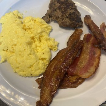 Toast - Hangover Breakfast (comes with 2 eggs, bacon and one sausage) - American Near Me - Sugar Land, Texas