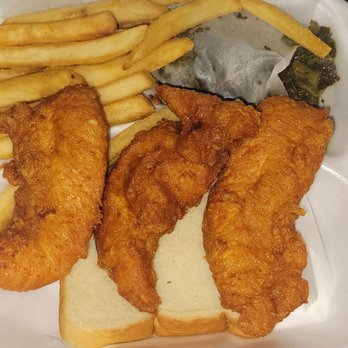 Gus's World Famous Fried Chicken - Three piece tender plate - Chicken Shop Near Me - Chamblee, Georgia