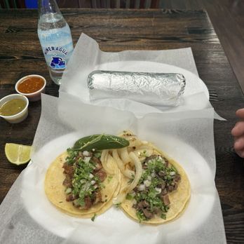 El Charro Taqueria - Taco de tripa y lengua - Tacos Near Me - Mammoth Lakes, California