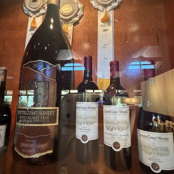 The Vineyard Rose Restaurant - Award winning wines - New American Near Me - Temecula, California The Vineyard Rose Restaurant - Award winning wines - New American Near Me - Temecula, California