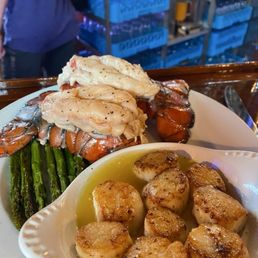 WestSide Saloon lobster, scallops & asparagus! WestSide Saloon lobster, scallops & asparagus!