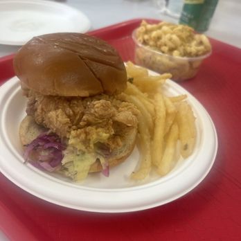 Pollos Scharneco - Chicken sandwich - Barbeque Near Me - San Juan, Puerto Rico