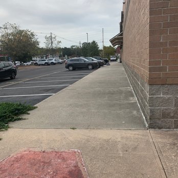 Walgreens - Parking lot - Drugstores Near Me - Toms River, New Jersey Walgreens - Parking lot - Drugstores Near Me - Toms River, New Jersey