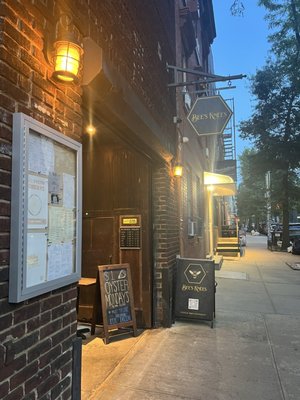 Bee's Knees & Honey Lounge by null