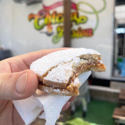 Chicha fusion Peruvian cuisine - Alfajores
