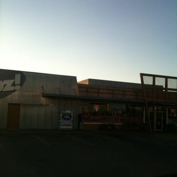 Zipz Store #441 -  the outside of the store - Convenience Stores Near Me - Grandview, Missouri
