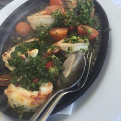 Le Sands Restaurant - Garlic prawns