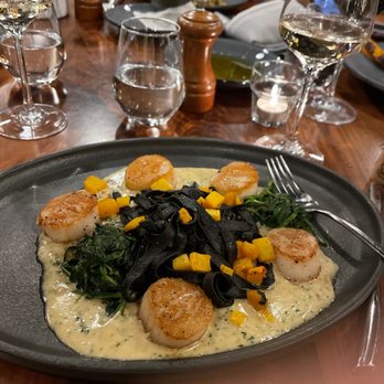 Marc Bar & Restaurant - Scallops - Southern Near Me - Braselton, Georgia