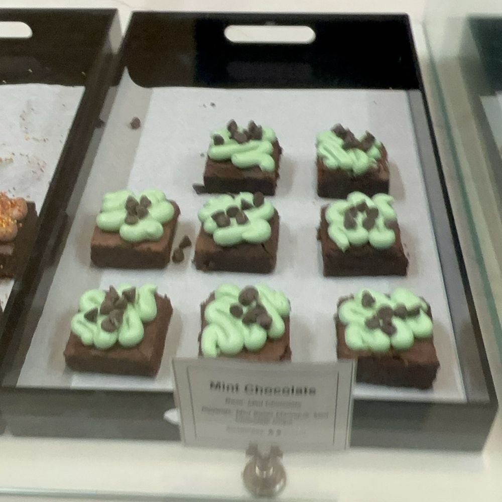 Brownies & Bites - Bakeries Near Me - Seattle, Washington
