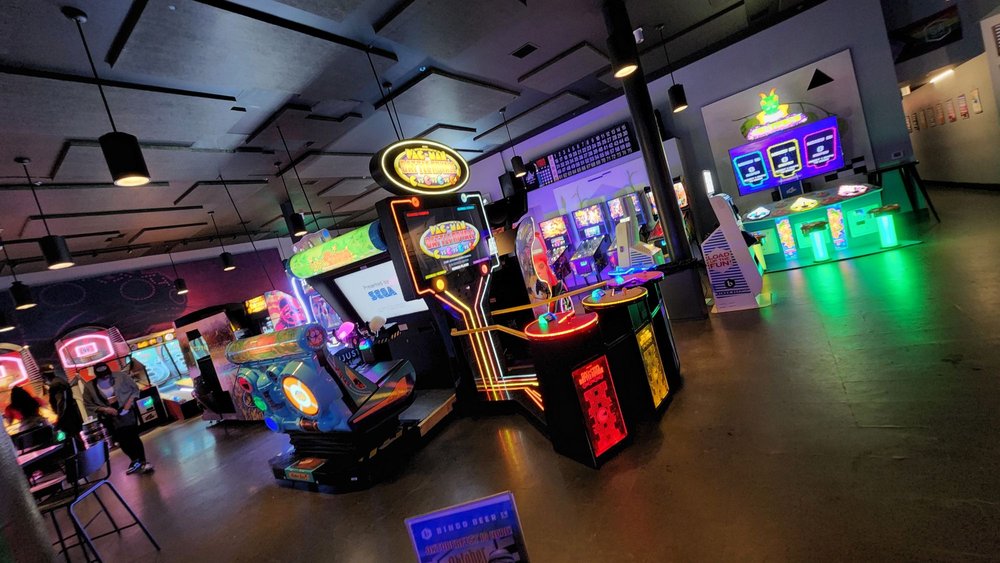 BINGO BEER Updated September 2024 254 Photos & 132 Reviews 2900 W