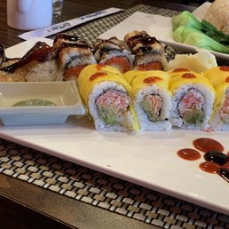 Massago is amazing! Great variety of options and I absolutely love their sushi! The prices are good and ambience is nice as well.
