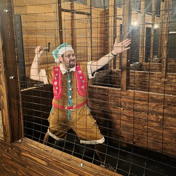 Timber and Targets - Axe Throwing Near Me - Aberdeen, Washington