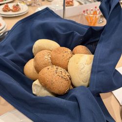The Dinner Detective - Bread