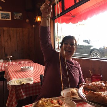 Gianni's Pizza - Cheese, Cheese, lots of Cheese!!!!!!!! - Italian Near Me - Monterey, California