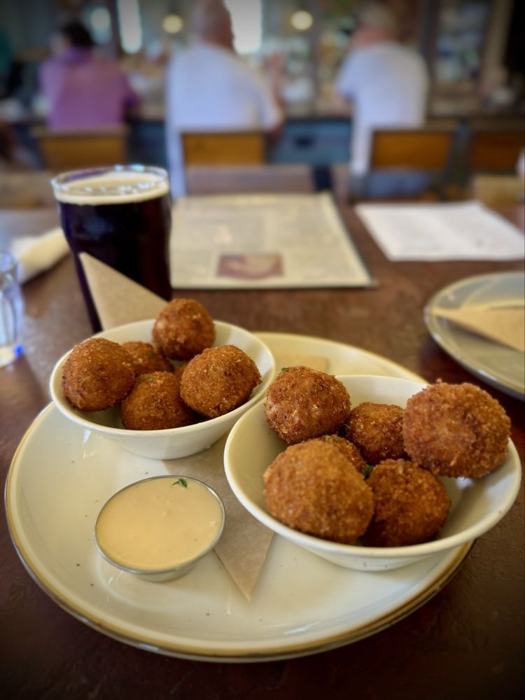 DoG Street Pub