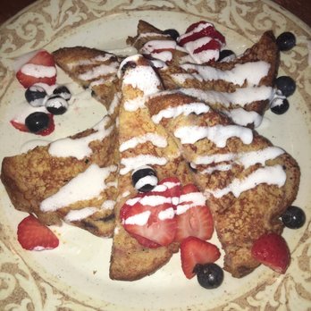 Another Broken Egg Cafe - Red, White, & Blue French Toast - Cafes Near Me - Lake Mary, Florida