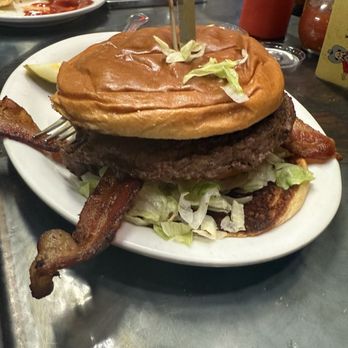 Lutes Casino - Bbq Bacon burger - Burgers Near Me - Yuma, Arizona Lutes Casino - Bbq Bacon burger - Burgers Near Me - Yuma, Arizona