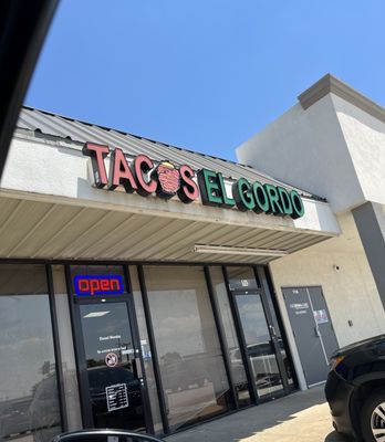 Tacos El Gordo by null
