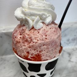 Lone Bull Shaved Ice - Georgia Peach with Sweet Cream and Whipped Cream