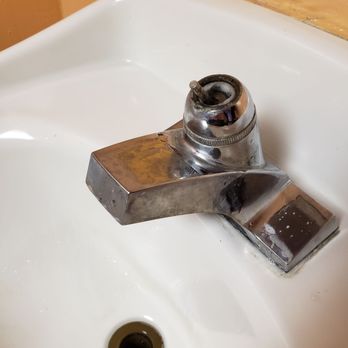 Mega Play - Broken faucet. Both times I came into the empty bathroom, the water was running full blast. - Amusement Parks Near Me - Mishawaka, Indiana