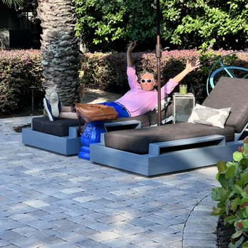 Tugboat Tropical Resort - Relax on chaise lounges - Bed & Breakfast Near Me - Orlando, Florida Tugboat Tropical Resort - Relax on chaise lounges - Bed & Breakfast Near Me - Orlando, Florida