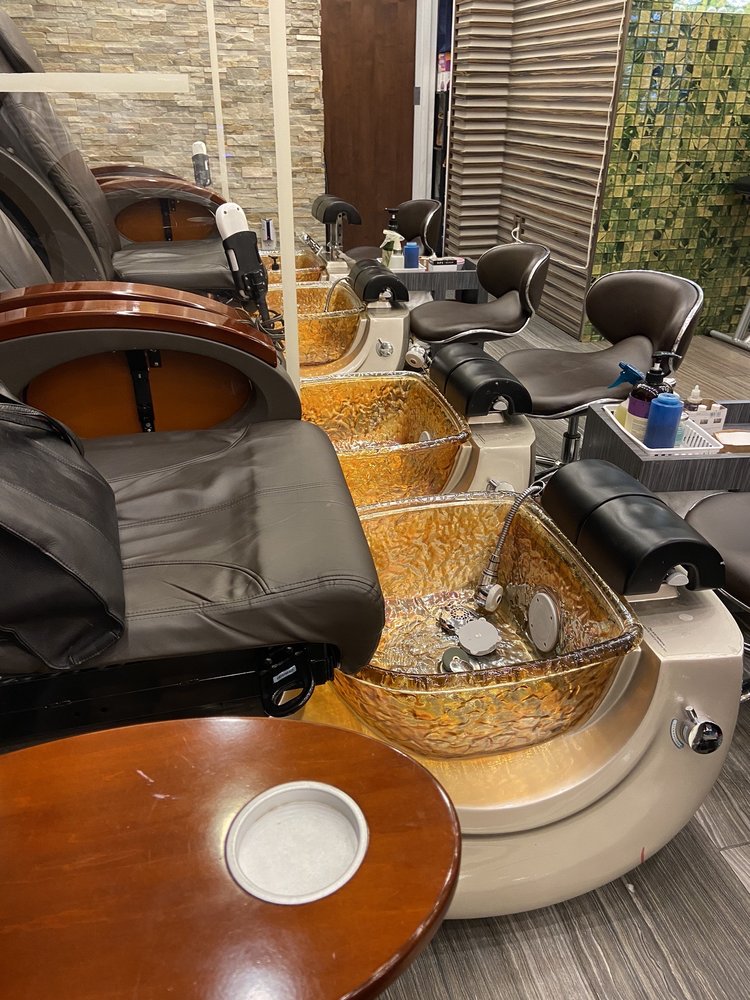 JASMINE NAILS Updated October 2024 33 Photos & 38 Reviews 122