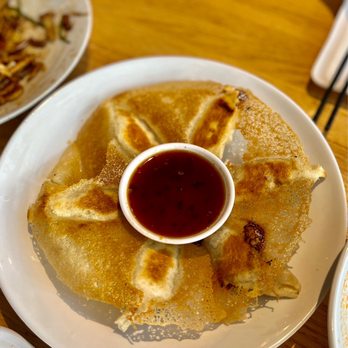Thumbling - pork pan fried dumpling ($8.25) - Shanghainese Near Me - West Covina, California