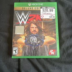 Gamestop - The game I purchased clearly says deluxe edition and at the time had no disc in it