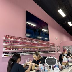 Eye Love Nails