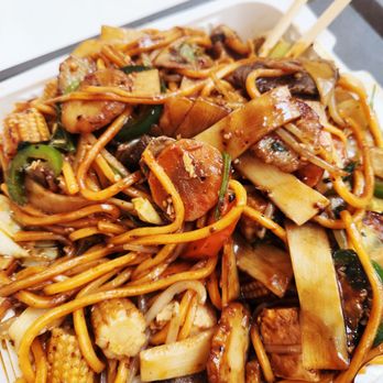 Mong Q Serramonte - Amazing veggie choice here! Delicious!! - Mongolian Near Me - Daly City, California Mong Q Serramonte - Amazing veggie choice here! Delicious!! - Mongolian Near Me - Daly City, California