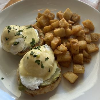 Lulu's Allston - LULU'S BENEDICT - New American Near Me - Boston, Massachusetts Lulu's Allston - LULU'S BENEDICT - New American Near Me - Boston, Massachusetts