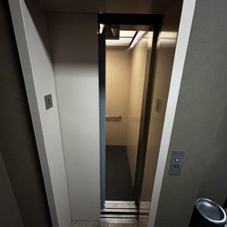 Kraemer Elevator - 1500 lb car