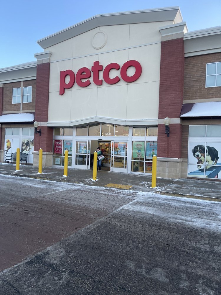 PETCO 10 Reviews 1220 Commons Cir, Plover, Wisconsin Pet Training