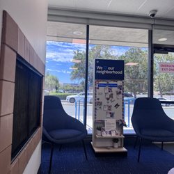 Chase Bank - Seating area