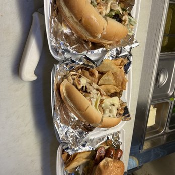 Torrance Brew Yard - Philly cheesesteak and chicken Philly special Doug'cheesburger... - Bars Near Me - Torrance, California Torrance Brew Yard - Philly cheesesteak and chicken Philly special Doug'cheesburger... - Bars Near Me - Torrance, California