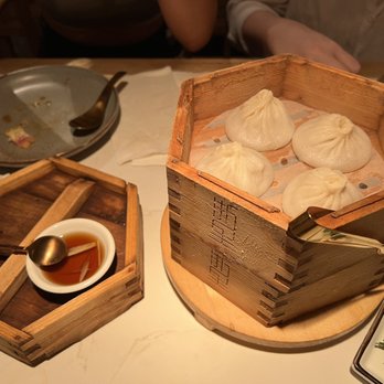 Cheli - Xiao Long Bao - Shanghainese Near Me - New York, New York