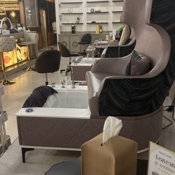 Boudoir Nail Bar - Nail Salons Near Me - Chula Vista, California
