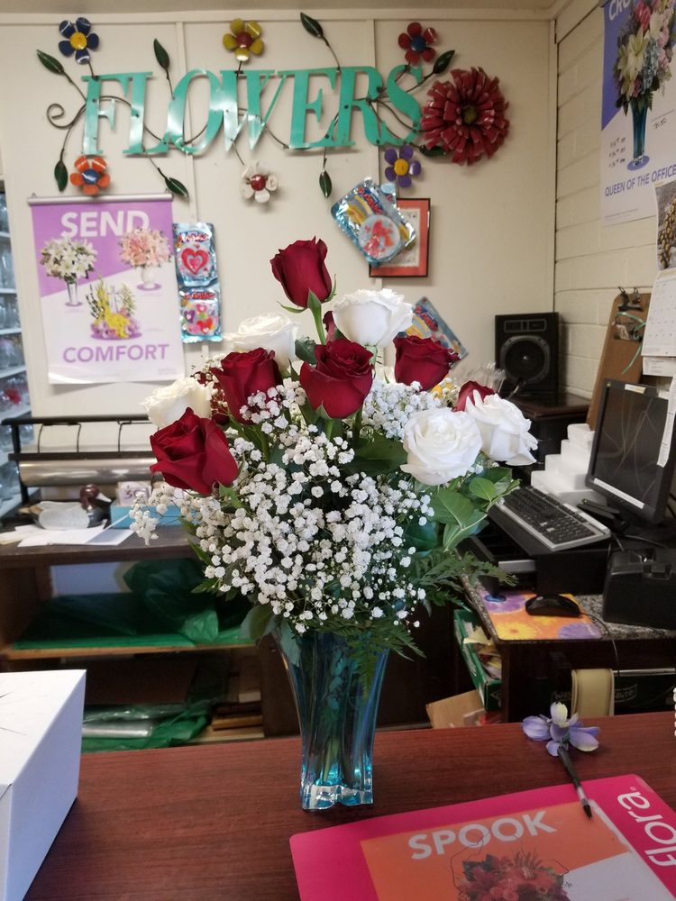 CHANDLER FLOWERS 23 Photos & 31 Reviews Florists 245 N Arizona