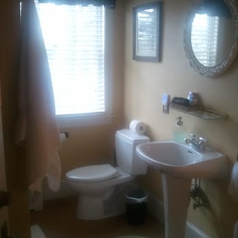 The Chadwick Bed & Breakfast - Room #4 Bathroom - Bed & Breakfast Near Me - Portland, Maine
