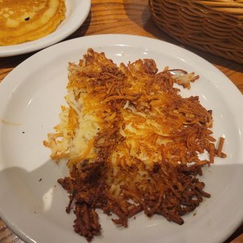 CRACKER BARREL OLD COUNTRY STORE Updated December 2024 127 Photos