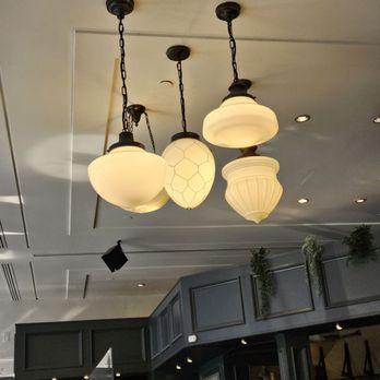 Bellagio Cafe - Interesting assembly of hanging light fixtures - Italian Near Me - Vancouver, British Columbia