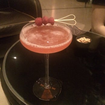 Mandarin Bar - Wine Bars Near Me - Knightsbridge, XGL