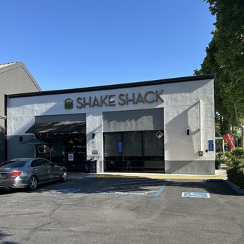 Shake Shack Campbell - Exterior - Burgers Near Me - San Jose, California Shake Shack Campbell - Exterior - Burgers Near Me - San Jose, California