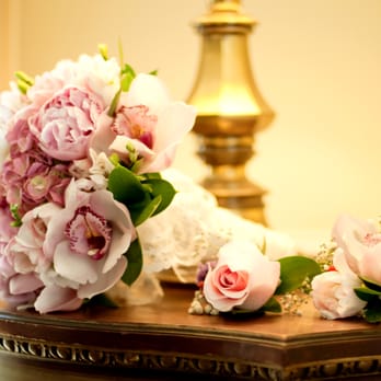 Dream Flower - My wedding bouquet and boutineers - Florists Near Me - Monterey Park, California Dream Flower - My wedding bouquet and boutineers - Florists Near Me - Monterey Park, California