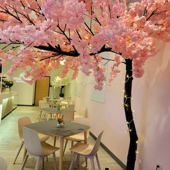 Boba Cucue - Beautiful clean seating area - Bubble Tea Near Me - Mesa, Arizona