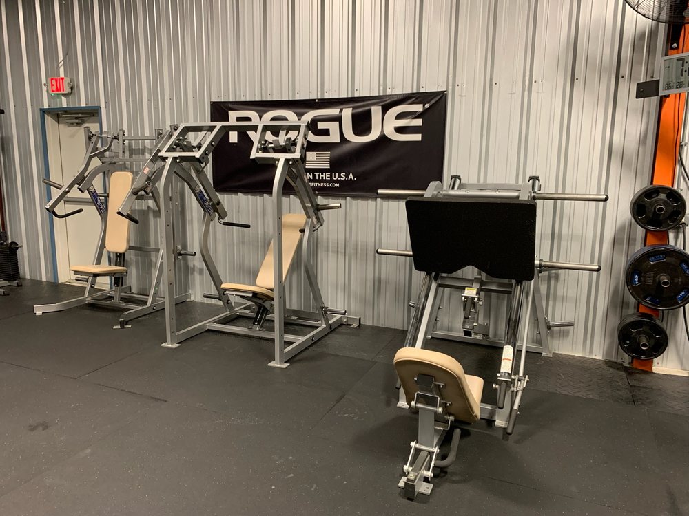 BRICK BY BRICK FITNESS Updated September 2024 11 Photos 909 SE