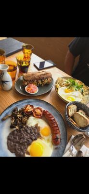 Comedor Nishi by null Comedor Nishi by null