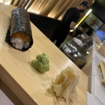 Temakase Hand Roll Bar - 2nd Ave - Salmon Roll - Sushi Bars Near Me - New York, New York