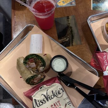 Yellow Dog Eats - Classic Mexican Mutt - Sandwiches Near Me - Windermere, Florida