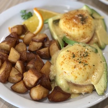Stacks Pancake House - California Benedict - Breakfast & Brunch Near Me - Irvine, California Stacks Pancake House - California Benedict - Breakfast & Brunch Near Me - Irvine, California